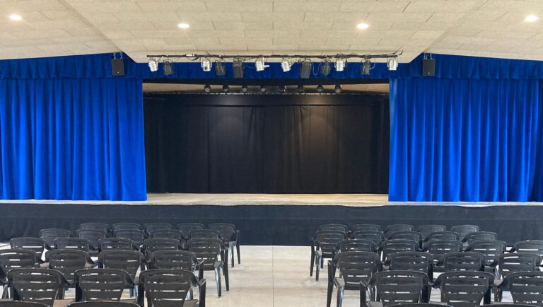 MILLORES A LA SALA MUNICIPAL